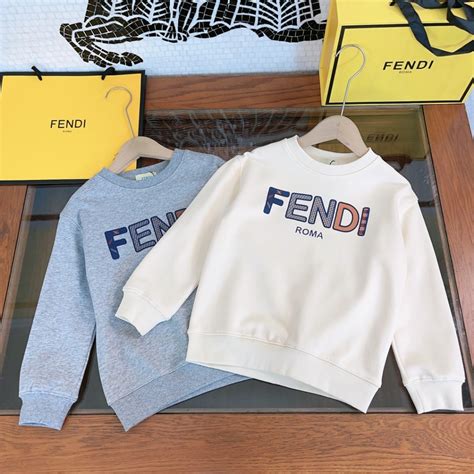 fendi เสื้อกันหนาว|fendi baby accessories.